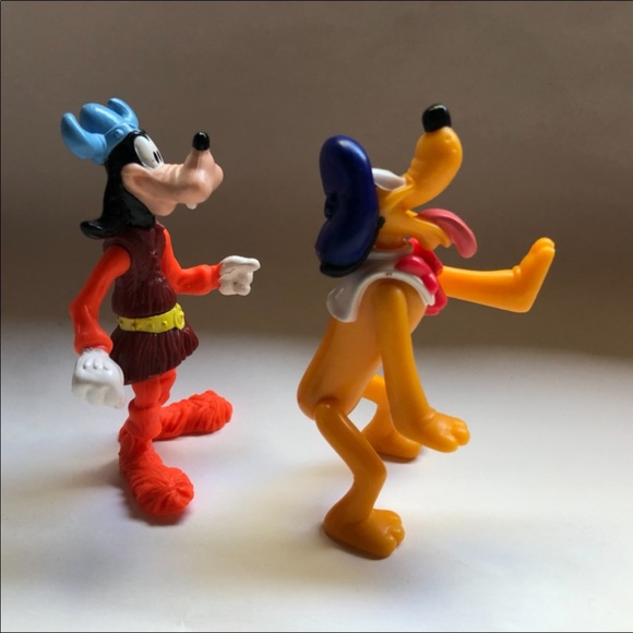 Disney Epcot McDonald’s Viking Goofy/ French Pluto - Picture 7 of 9